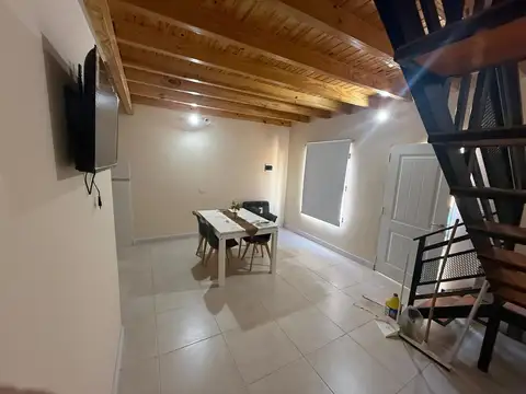 Alquilo depto amplio y moderno de 1 dorm a empresa.