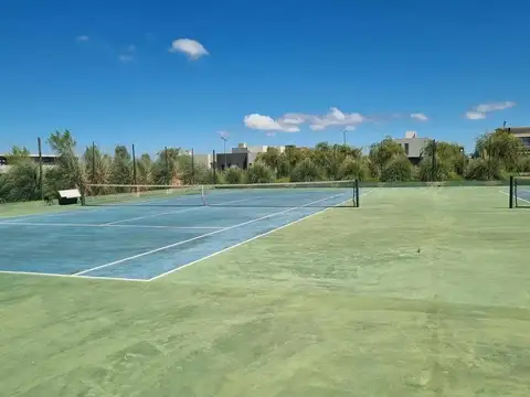 Terreno en Venta 20  mts Fondo