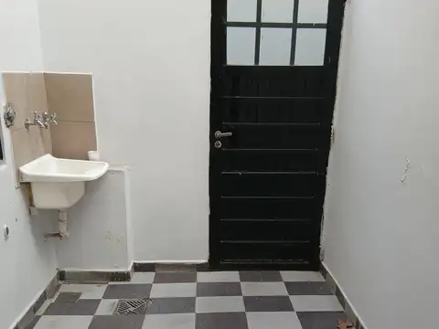 Depto Tipo Casa en Alquiler de 2 dormitorios