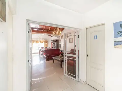 CASA 5 AMB L. DEL MIRADOR C/PILETA QUINCHO COCHERA