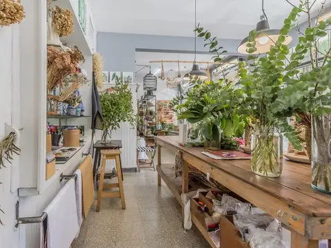 Local en Venta 60 años