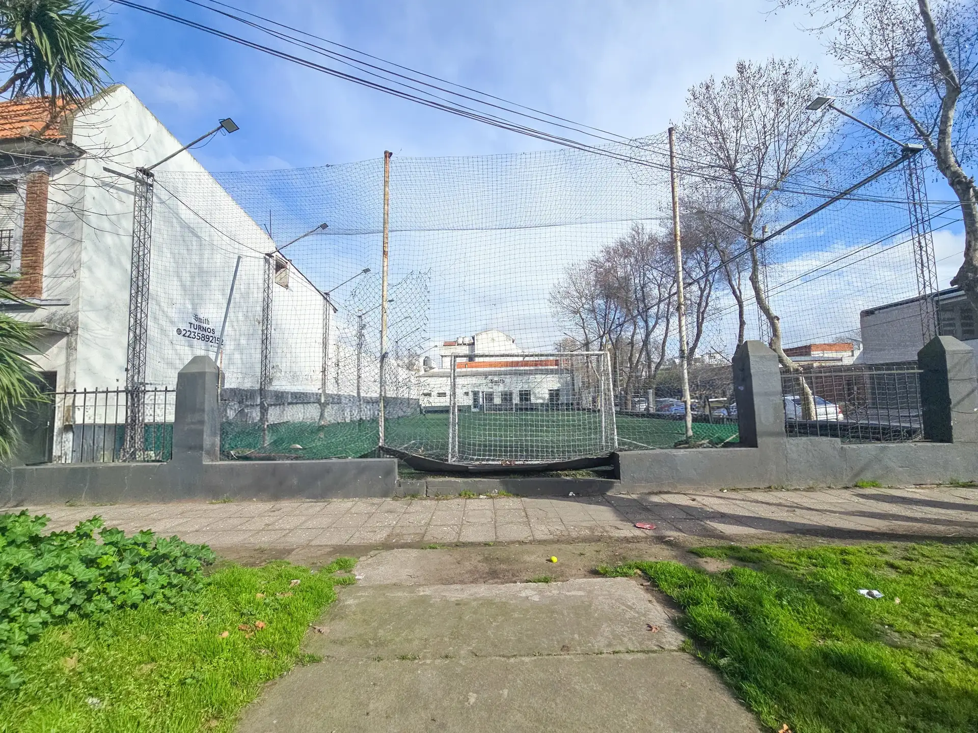 Lote 750m2 en venta - Tomás Guido y Av. Colón