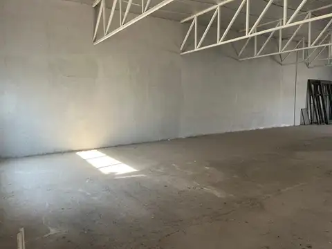 Gimnasio en obra gruesa