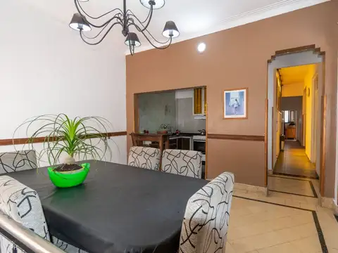 Depto Tipo Casa en Venta en Centro, USD 145.000