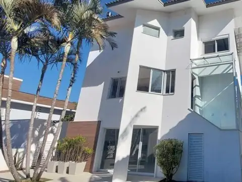 Casa en Venta en Florianopolis, USD 566.000