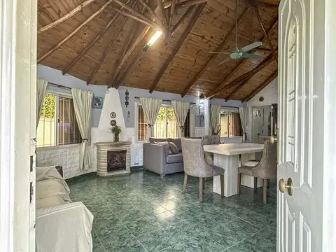 Casa en venta en el barrio La Esmeralda.