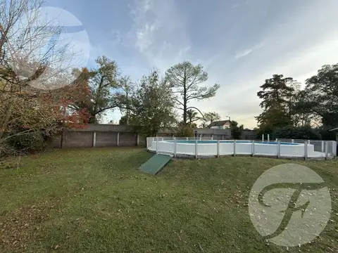 Quinta en Venta en Francisco Alvarez, USD 162.000