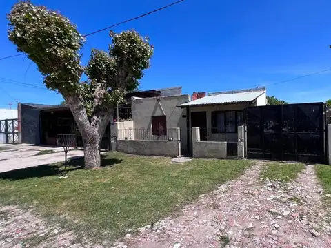 VENTA DE CASA 3 AMBIENTES BARRIO DON EMILIO