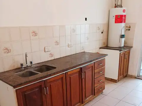 Casa en Venta en Berazategui, USD 93.000