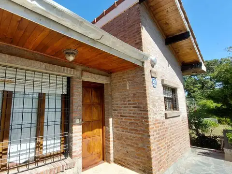 Casa 7 ambientes con 3 baños