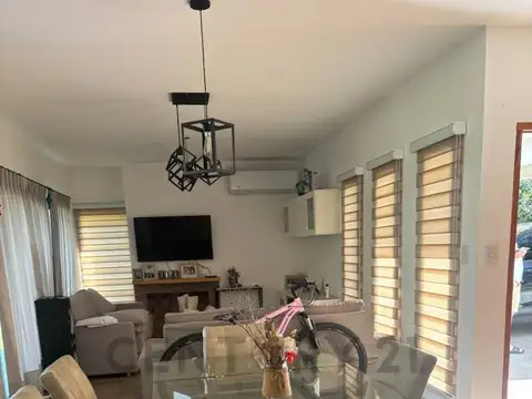 Casa en Alquiler de 3 dormitorios