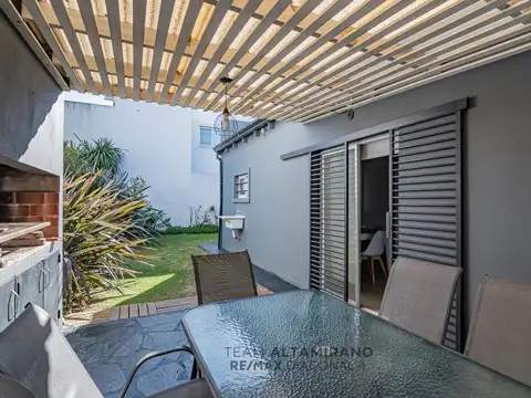 CASA EN VENTA 2 DORMITORIOS