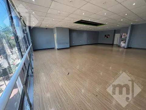 Local en S.Fer.-Vias/Centro