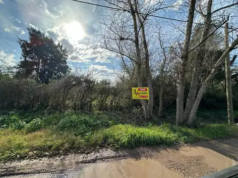 Fraccion de 20 x 50 a 5 cuadras de Glew Pcia Bs As