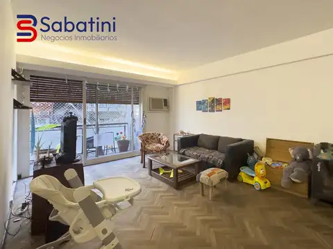 Venta de Semipiso de 4 ambientes con dependencia y cochera en Palermo – APTO CRÉDITO