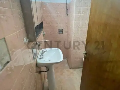 VENTA CASA 3 DORMITORIOS CON COCHERA EN ALTAMIRA