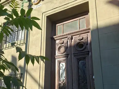 2 AMB centro con TRES balcones y terraza