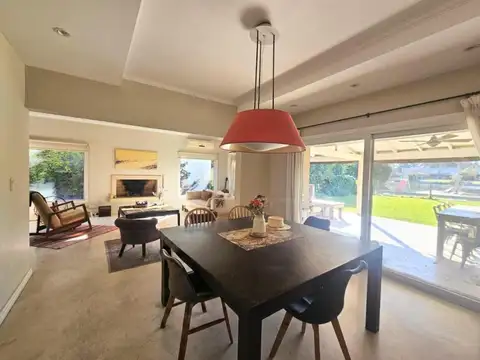 Casa en Venta en Los Ombúes, USD 745.000