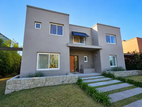 Casa en Venta en Los Ombúes, Countries y Barrios Cerrados en Tigre