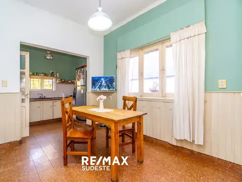 Casa 3 ambientes con 1 baño