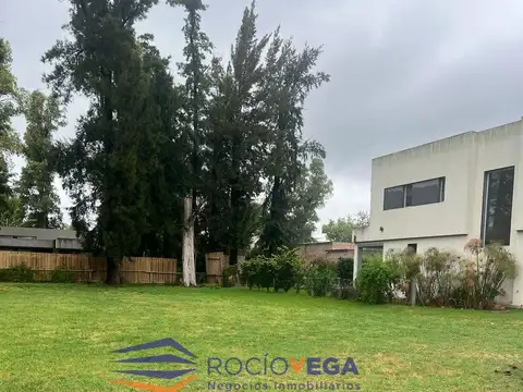 Terreno en Venta 20  mts Frente