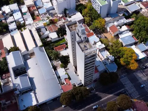 Monoambiente en venta 32 metros-frente-Pozo - Avenida 7-La Plata