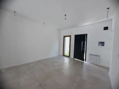 Casa en Venta en Zarate, USD 169.000