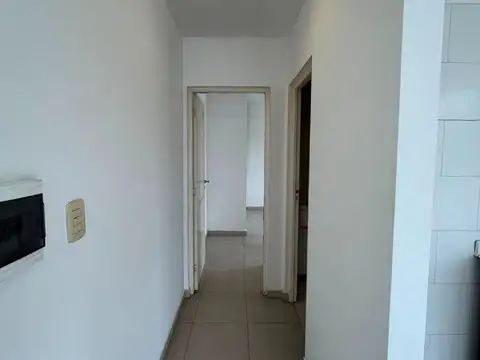 Sarmiento 100, Piso 1