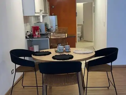 monoambiente para tres personas , grande