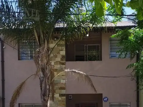 Casa - Banfield Oeste