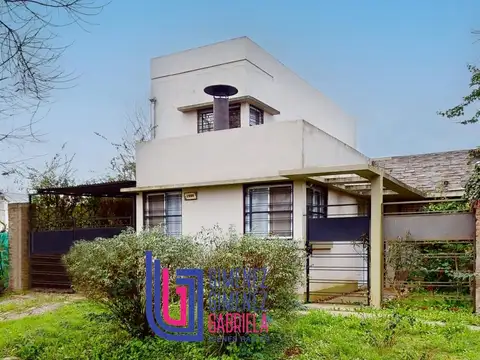 Casa con pileta en Venta en City Bell