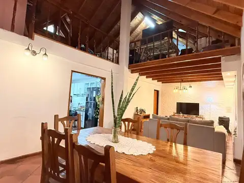 Casa en Venta con 1 cochera