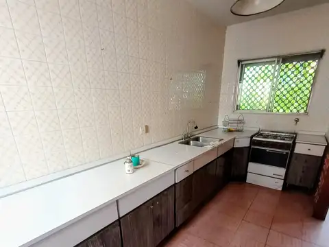 Depto Tipo Casa 2 ambientes con 1 baño