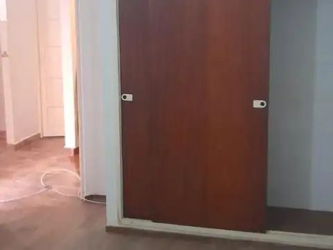 Depto Tipo Casa en Venta en Ramos Mejia, USD 40.000