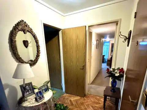 Departamento en Venta en Acassuso Vias  /  Santa Fe, USD 205.000