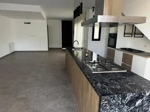 Casa en Alquiler en Greenville 2, $ 1.900.000