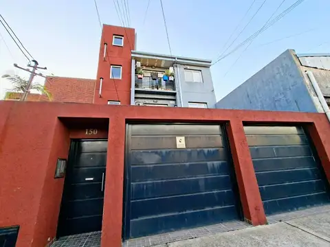 VENTA DEPTO 2 AMB CON COCHERA, SARANDI