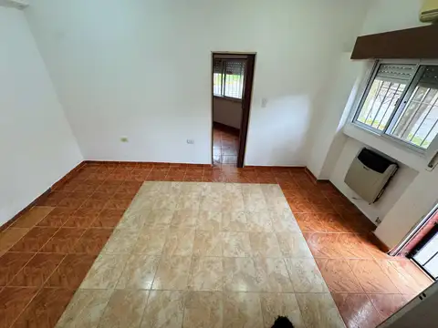 Casa en Alquiler de 1 dormitorio