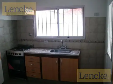 Depto Tipo Casa en Alquiler de 1 dormitorio