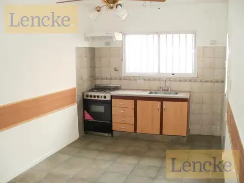 Depto Tipo Casa en Alquiler de 2 ambientes