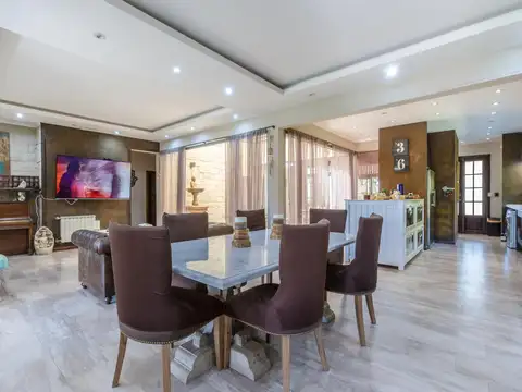 Casa en Venta en Puerto Roldan, USD 320.000