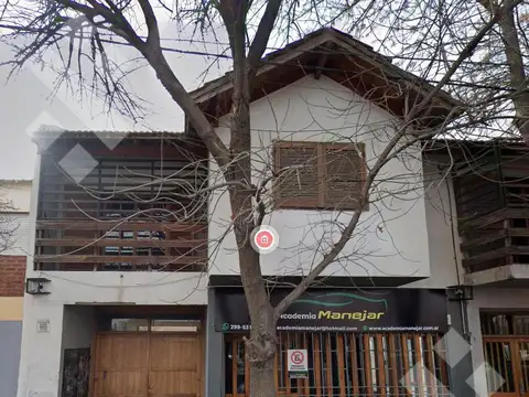 Depto Tipo Casa en Venta con 1 cocheras