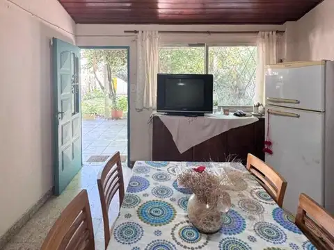 Casa 3 ambientes con 1 baño