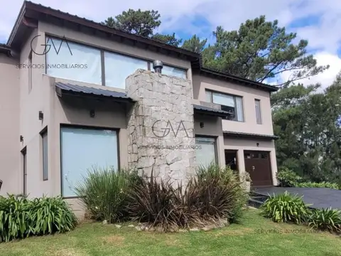 Casa en venta en Sierra de los Padres