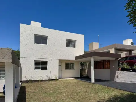 VILLA ALLENDE CASA VENTA 3 DORMITORIOS