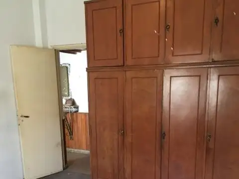 La Florida. Dos dormitorios con Garage y Quincho.