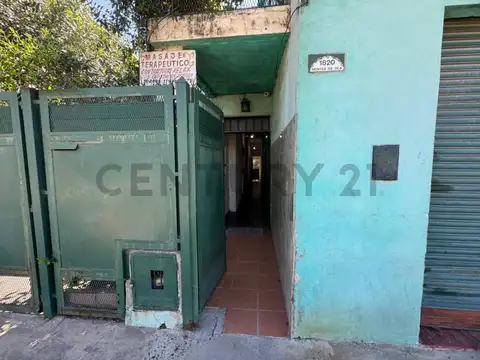 montes de oca 1800, Piso 0