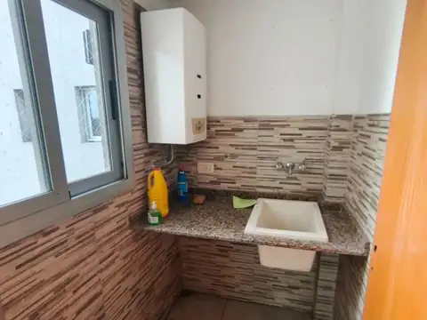 Departamento en Alquiler en Castelar, $ 720.000