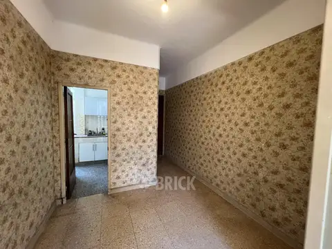 C/DEP EN RIVADAVIA AL 2500 -  70 M2 BALCON TODO SOL AMPLIA COCINA