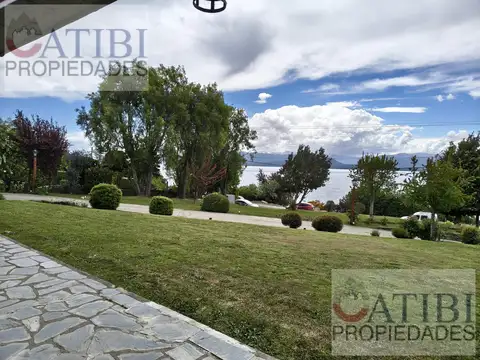 Bustillo  al 3900. Complejo Gstaad
